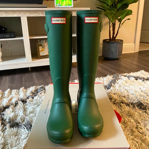 Hunter Women's Original Tall Rain Boot Army Green